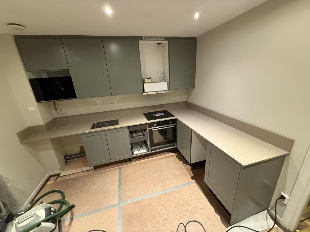 Silestone Coral Clay installation fra stenskive.dk