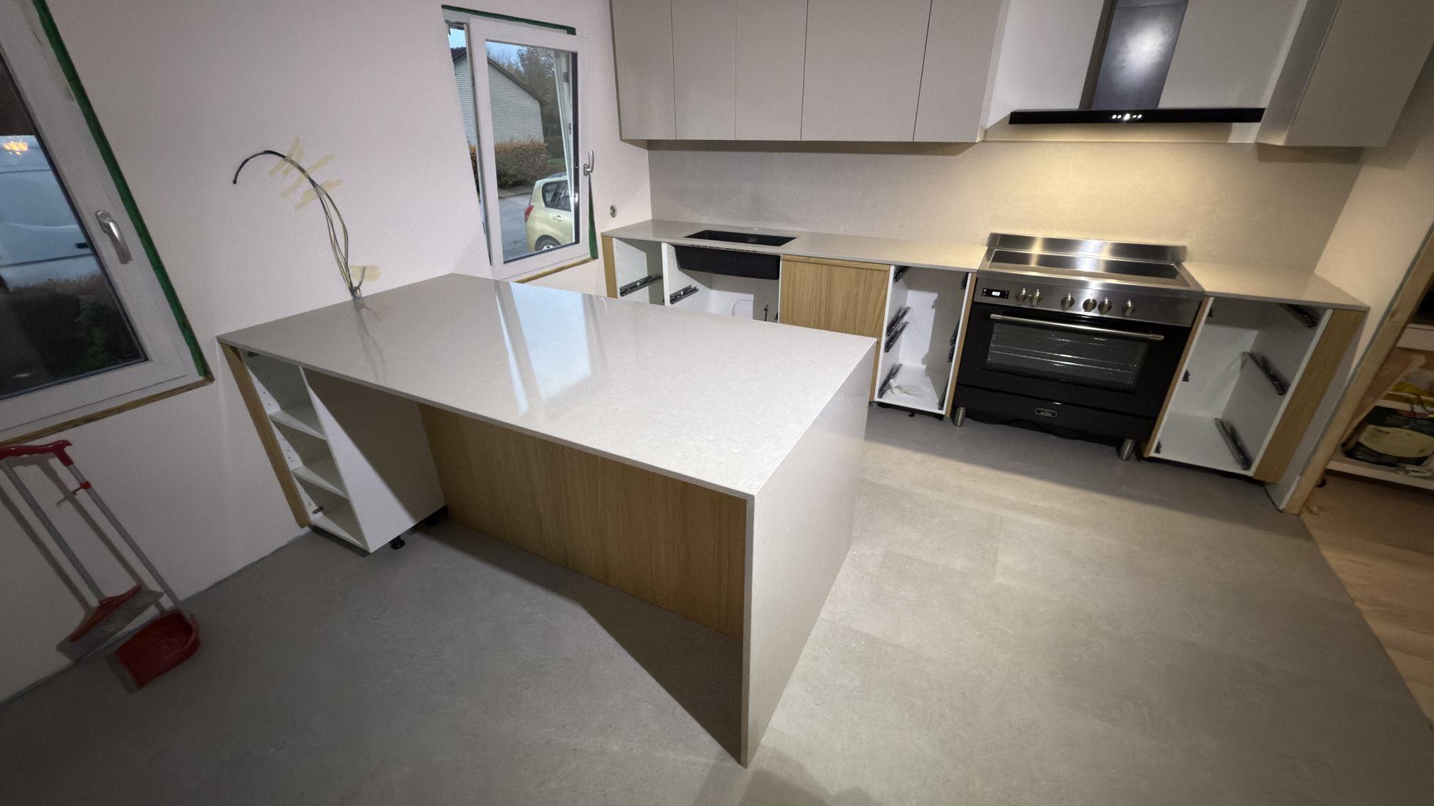 Noble Ivory White referens 1